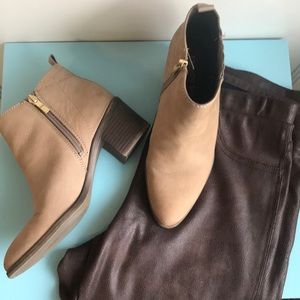 Sz 7 Franco Sarto Emerge Tan Booties
